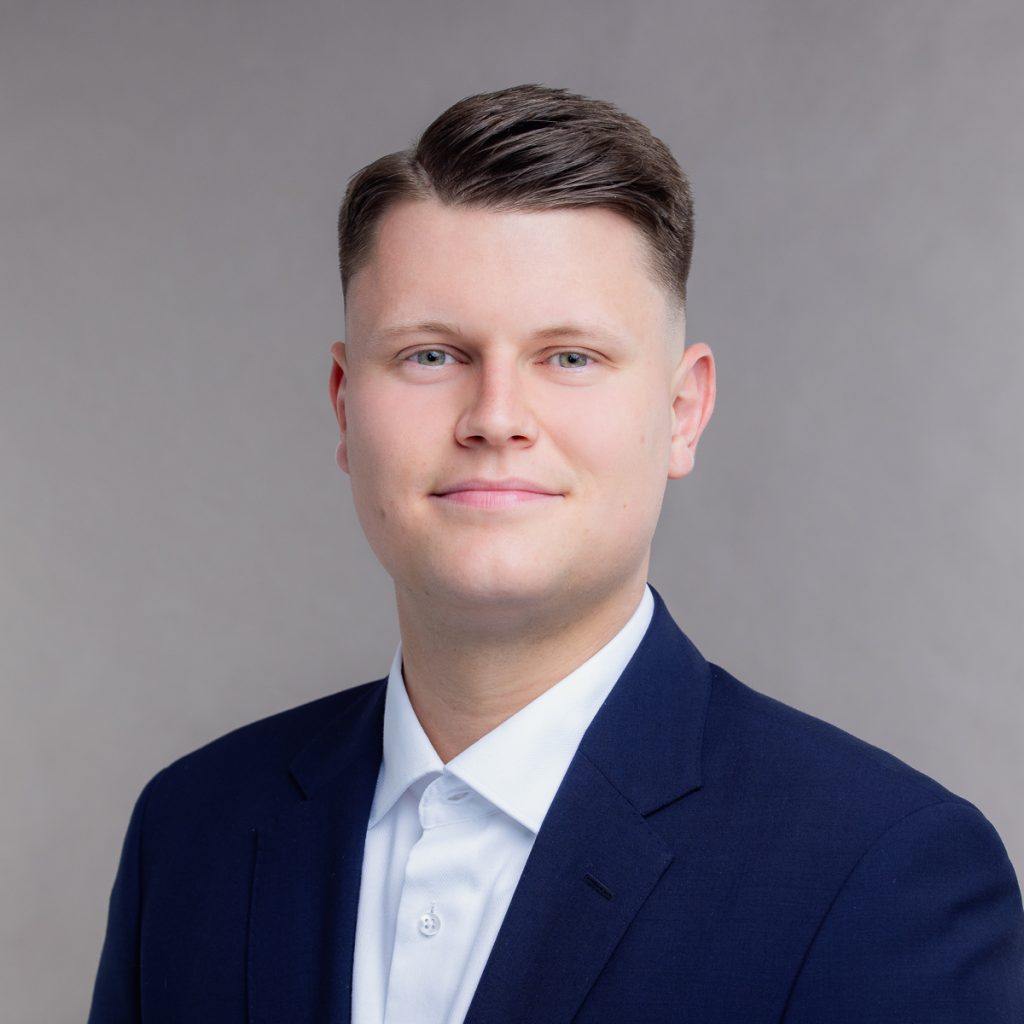Portärt Yannick Wortmann, Immobilienberater Verkauf & Vermietung bei Sprenker & Röder Immobilien.