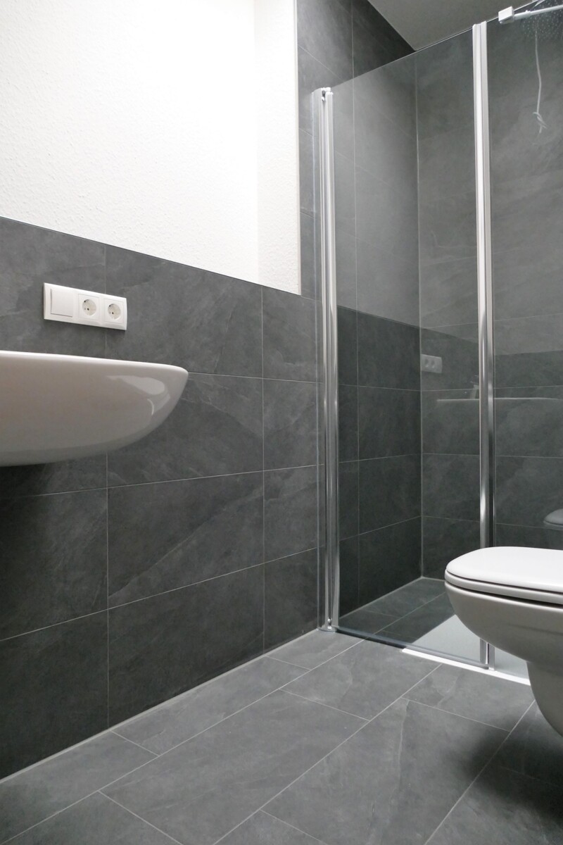 Bad mit Dusche