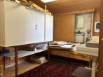 Zimmer UG - Sanierungsbedürftiges Einfamilienhaus in beliebter Hanglage von Staufen-Grunern
