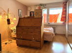 Schlafzimmer - Vermietete 3-Zimmer-Wohnung im 1.OG mit großem Balkon und KFZ-Stellplatz im Freien
