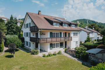 Charmantes Einfamilienhaus mit moderner Einliegerwohnung in beliebter Lage von Lörrach-Tumringen, 79539 Lörrach-Tumringen, Einfamilienhaus