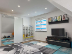 Schlafzimmer - Modernes Einfamilienhaus mit Außenpool in idyllischer Ortsrandlage