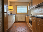EG_Küche - Freistehendes Einfamilienhaus mit Entwicklungmöglichkeiten in Freiburg-Haslach