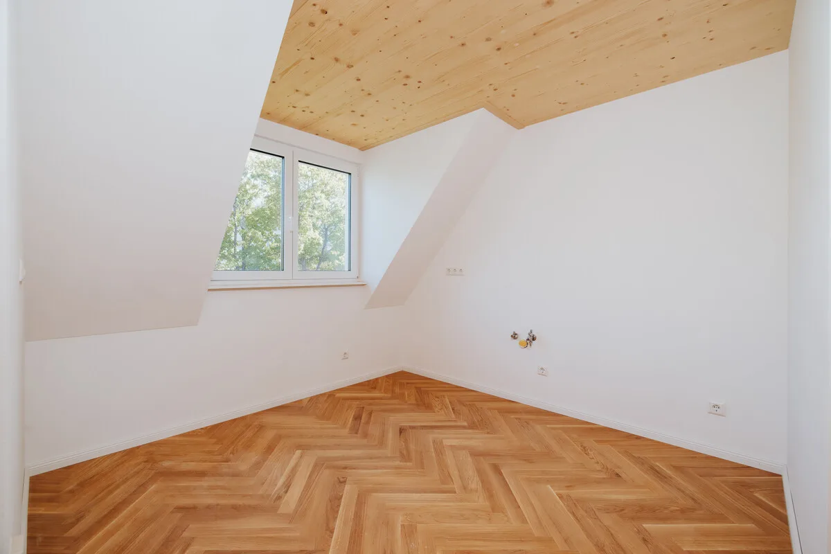 Schlafzimmer im 1. DG