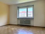 Schlafzimmer - Charmante 2-Zimmer-Wohnung mit zwei Balkonen in Freiburg-Betzenhausen auf Erbbaurecht