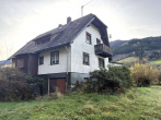 Bild - Stark sanierungsbedürftiges Einfamilienhaus auf großem Grundstück in Obersimonswald
