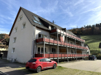 Außenansicht - Vermietete 3-Zimmer-Wohnung im 1.DG mit Balkon und KFZ-Stellplatz im Freien