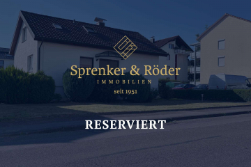 RESERVIERT: Bezugsfreies Einfamilienhaus mit großer Terrasse, Garage und schönem Garten, 79331 Teningen, Einfamilienhaus
