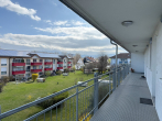 Flur_zur_Whg - Maisonettewohnung im Dachgeschoss mit exklusivem Vogesen- und Hochburg-Blick