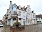 Außenansicht Kreuzung - Denkmalgeschütztes Wohn- & Geschäftshaus im Zentrum von Zell am Harmersbach