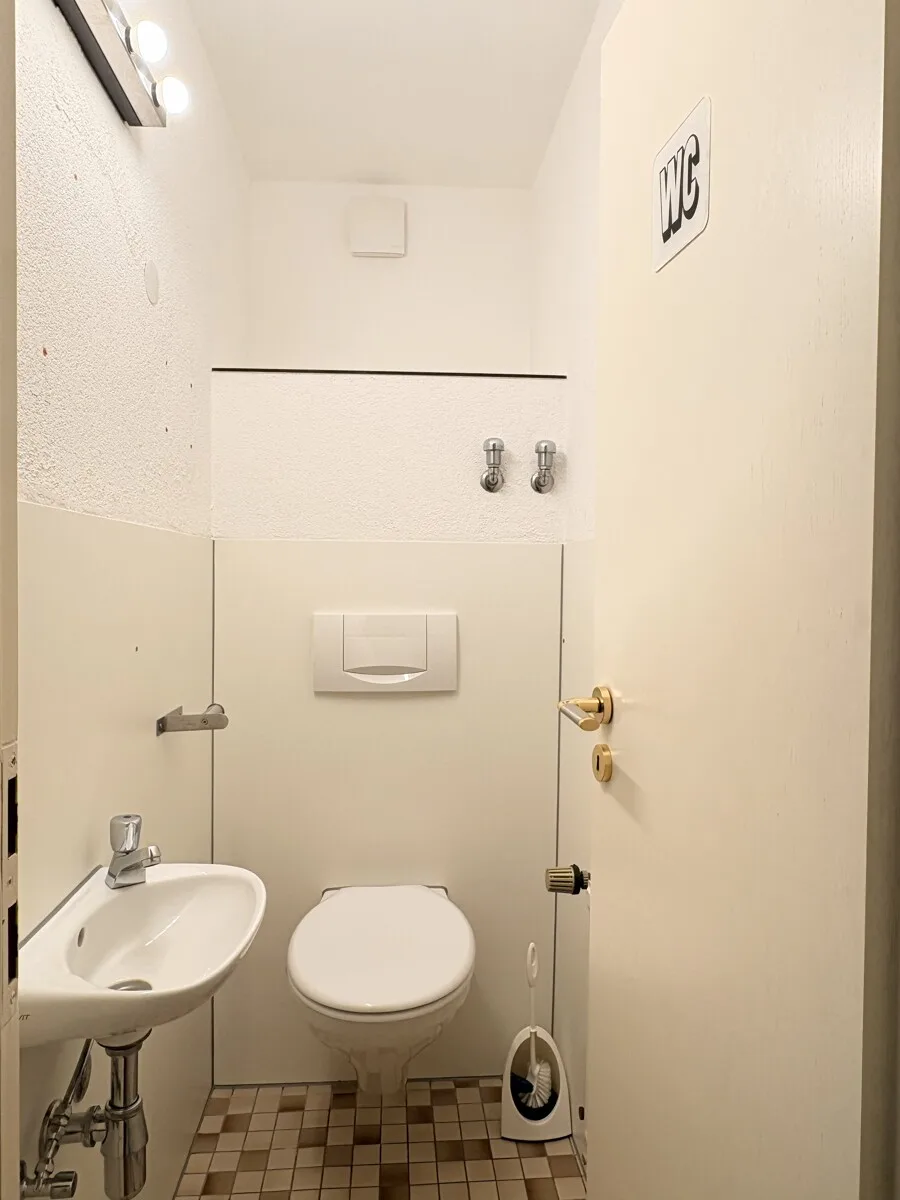 WC