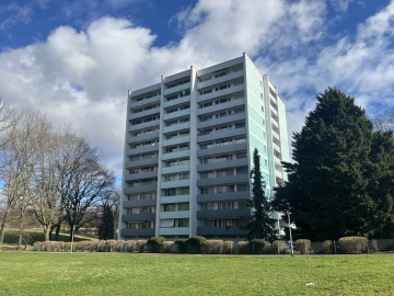 Vermietete 3-Zimmer-Wohnung mit Balkon auf Erbbaurecht, 79110 Freiburg, Wohnung