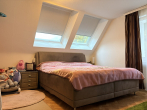 Schlafzimmer - Vermietete 3-Zimmer-Wohnung im 1.DG mit Balkon und KFZ-Stellplatz im Freien