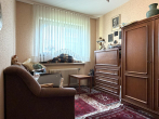 Schlafzimmer - Bezugsfreie 4,5-Zimmer-Wohnung mit Loggia und Tiefgaragenstellplatz in ruhiger Lage