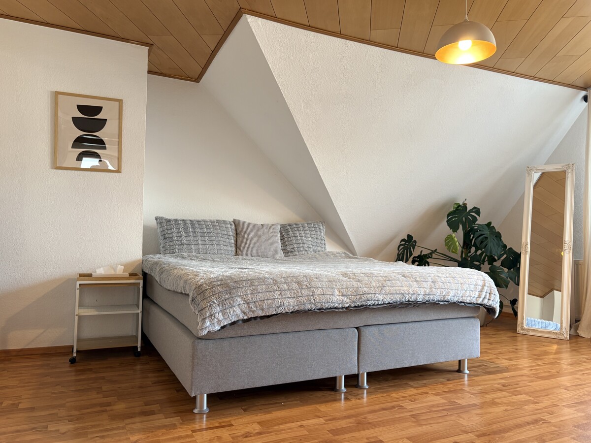 Schlafzimmer im 2. OG