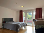 Schlafzimmer - Vermietete 2-Zimmer-Wohnung im 1.DG mit großem Balkon und KFZ-Stellplatz im Freien